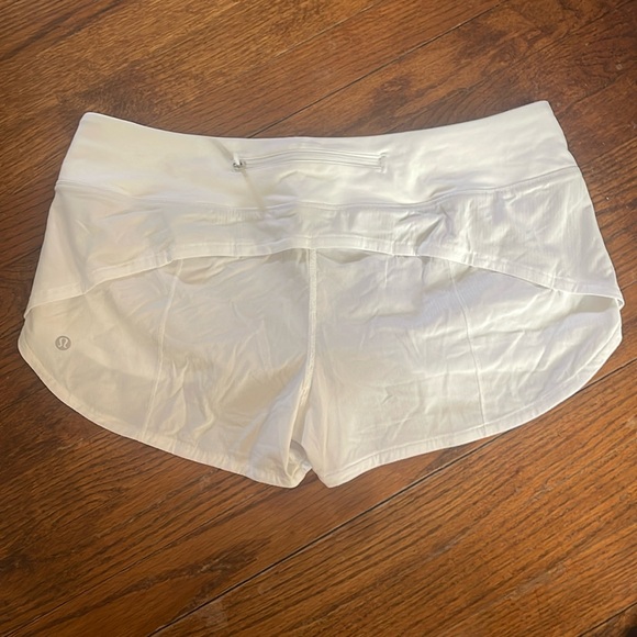 Lululemon speed up shorts - Picture 1 of 5